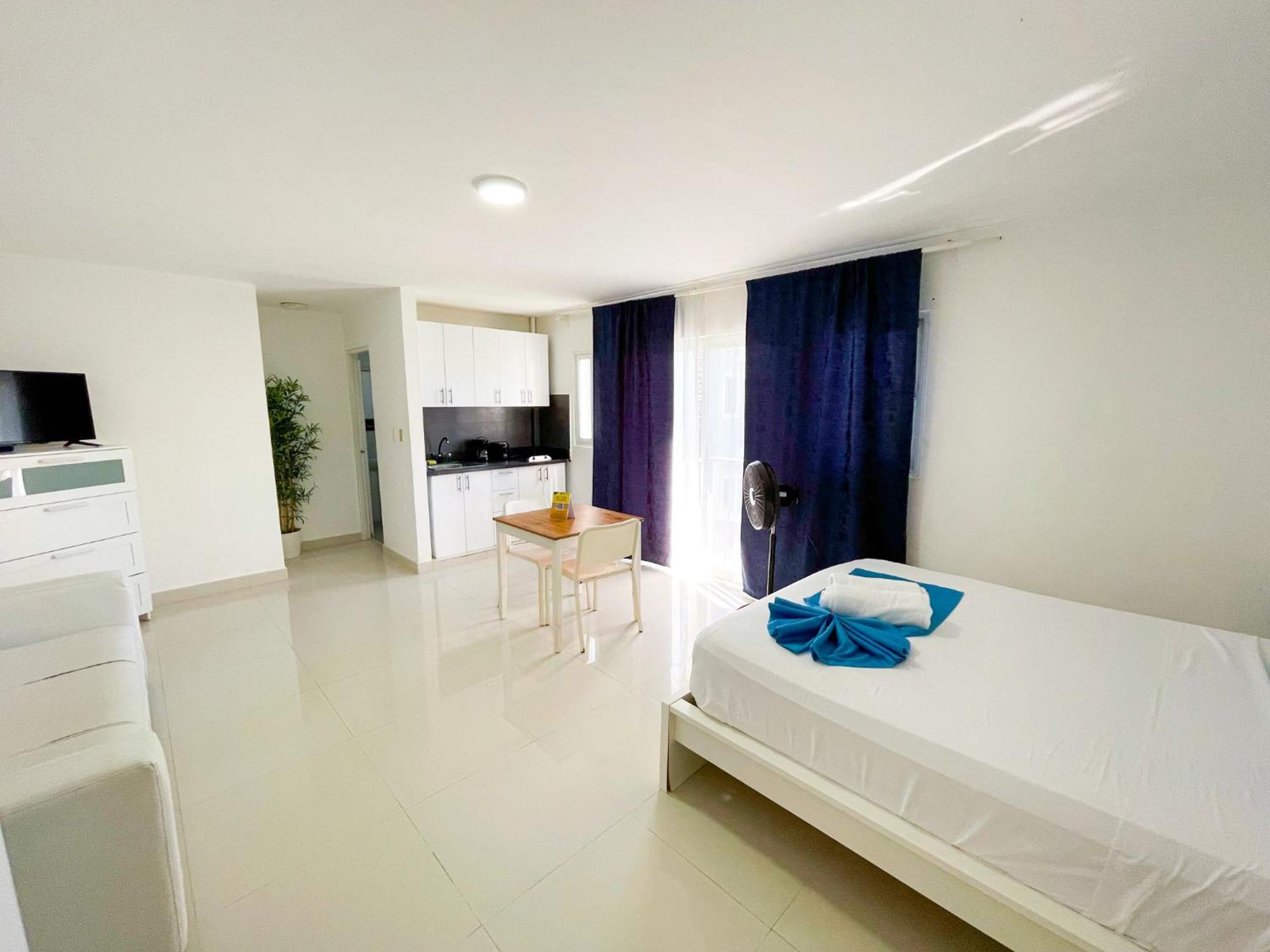 Tropical Adventures Sol Caribe Studios Suites Bavaro Beach & Pool Punta Cana Exterior photo