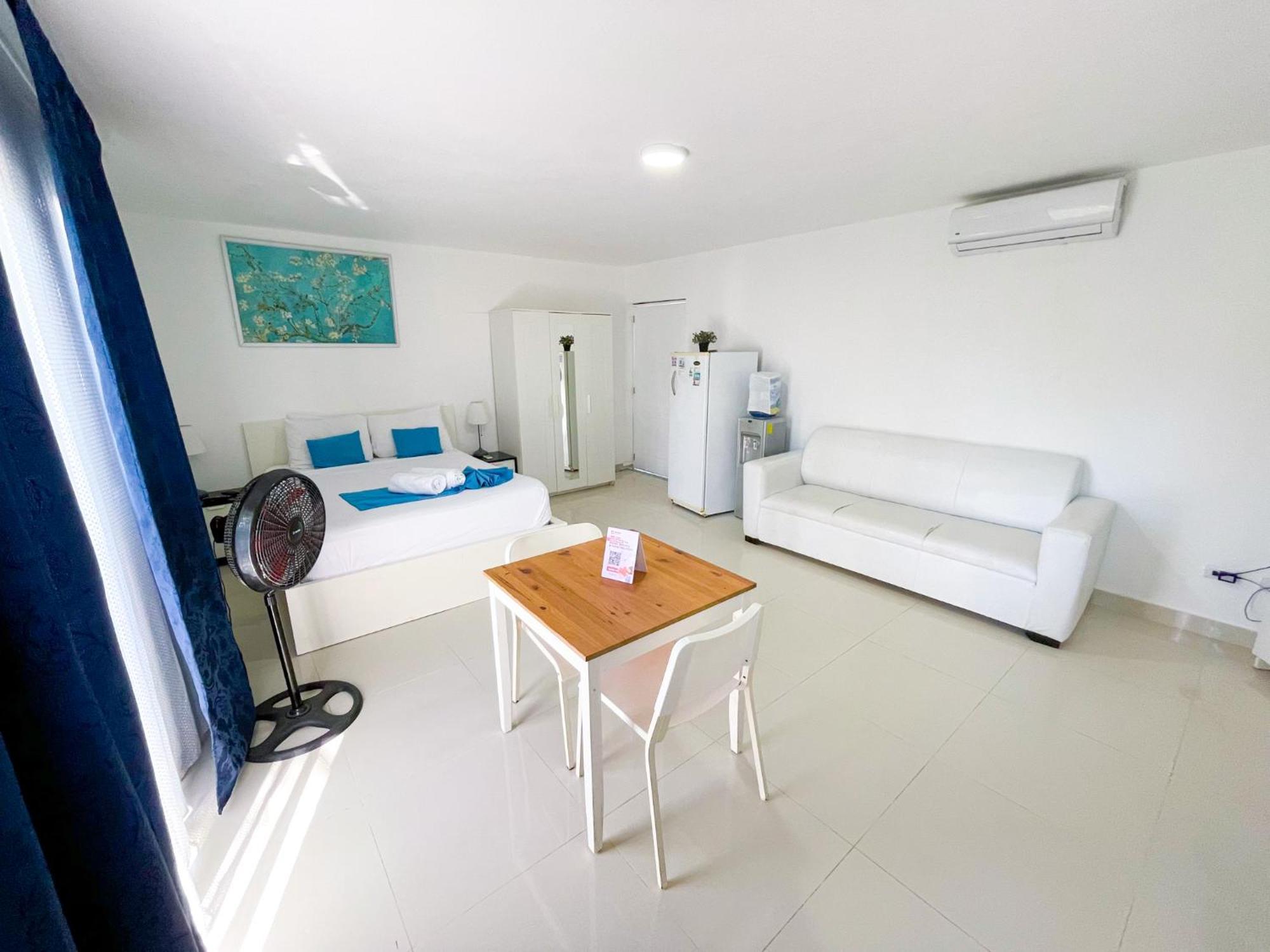 Tropical Adventures Sol Caribe Studios Suites Bavaro Beach & Pool Punta Cana Exterior photo